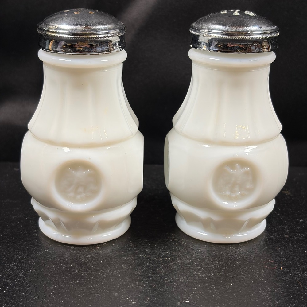 Westmoreland Milk Glass American Eagle Salt and Pepper Shakers Vintage Americana